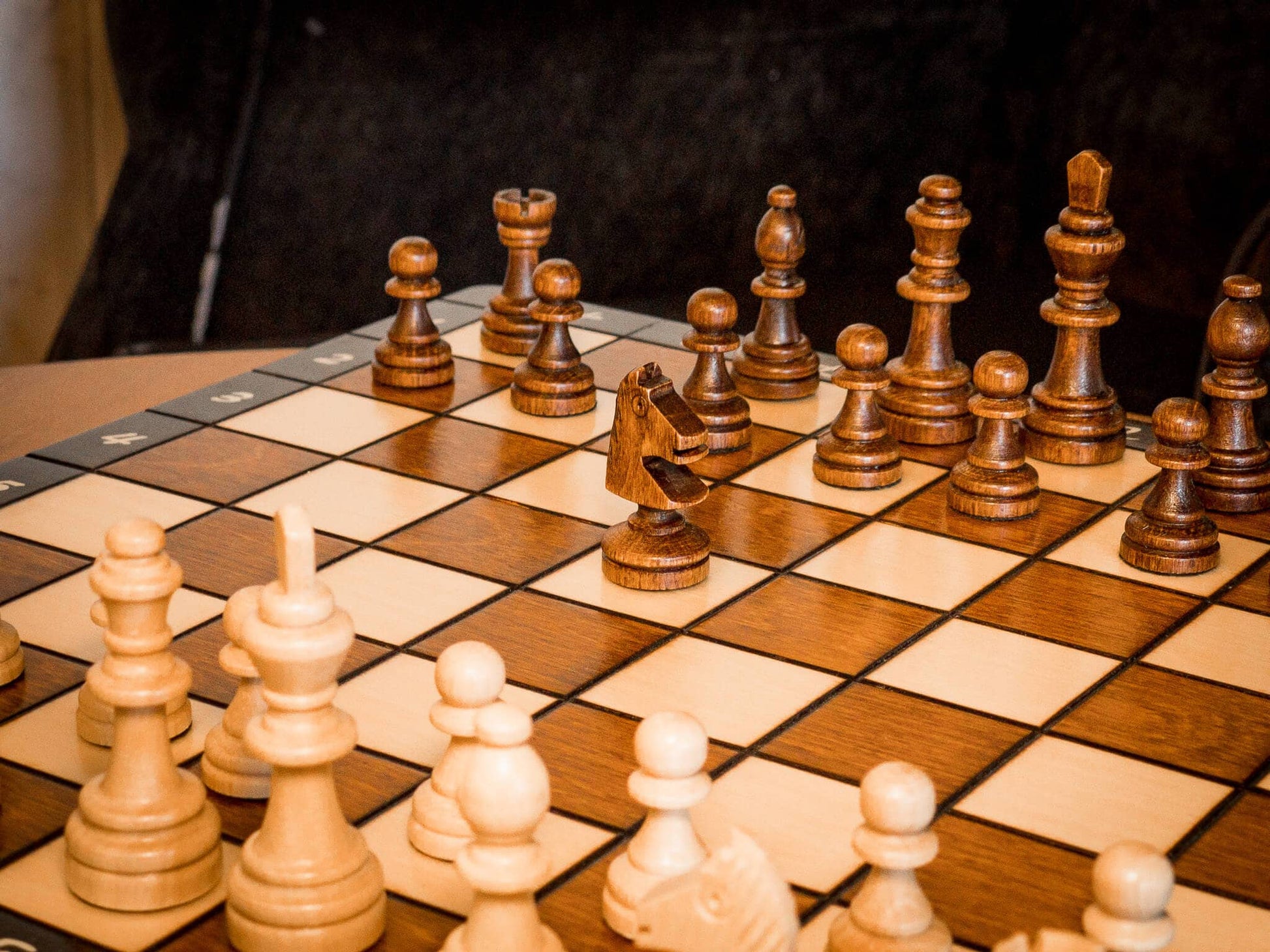 'Aventure' Chess Set <br>Crafted in Maple and Hornbeam