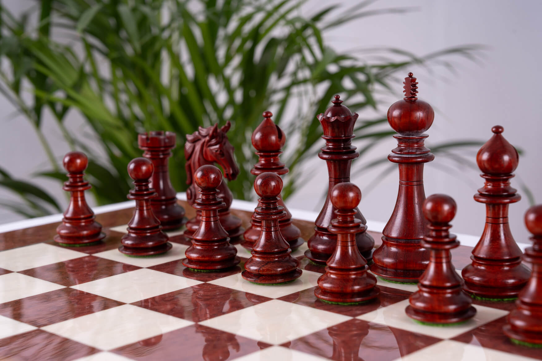 'Vermeil' Chess Set <br>Crafted in Ash and Rosewood