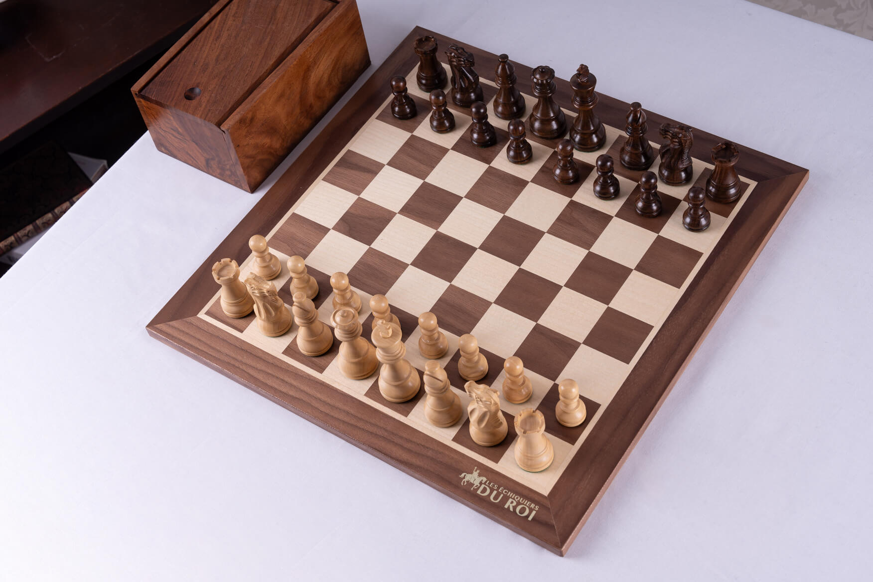 'Elite' Chess Set <br>Crafted in Walnut and Maple