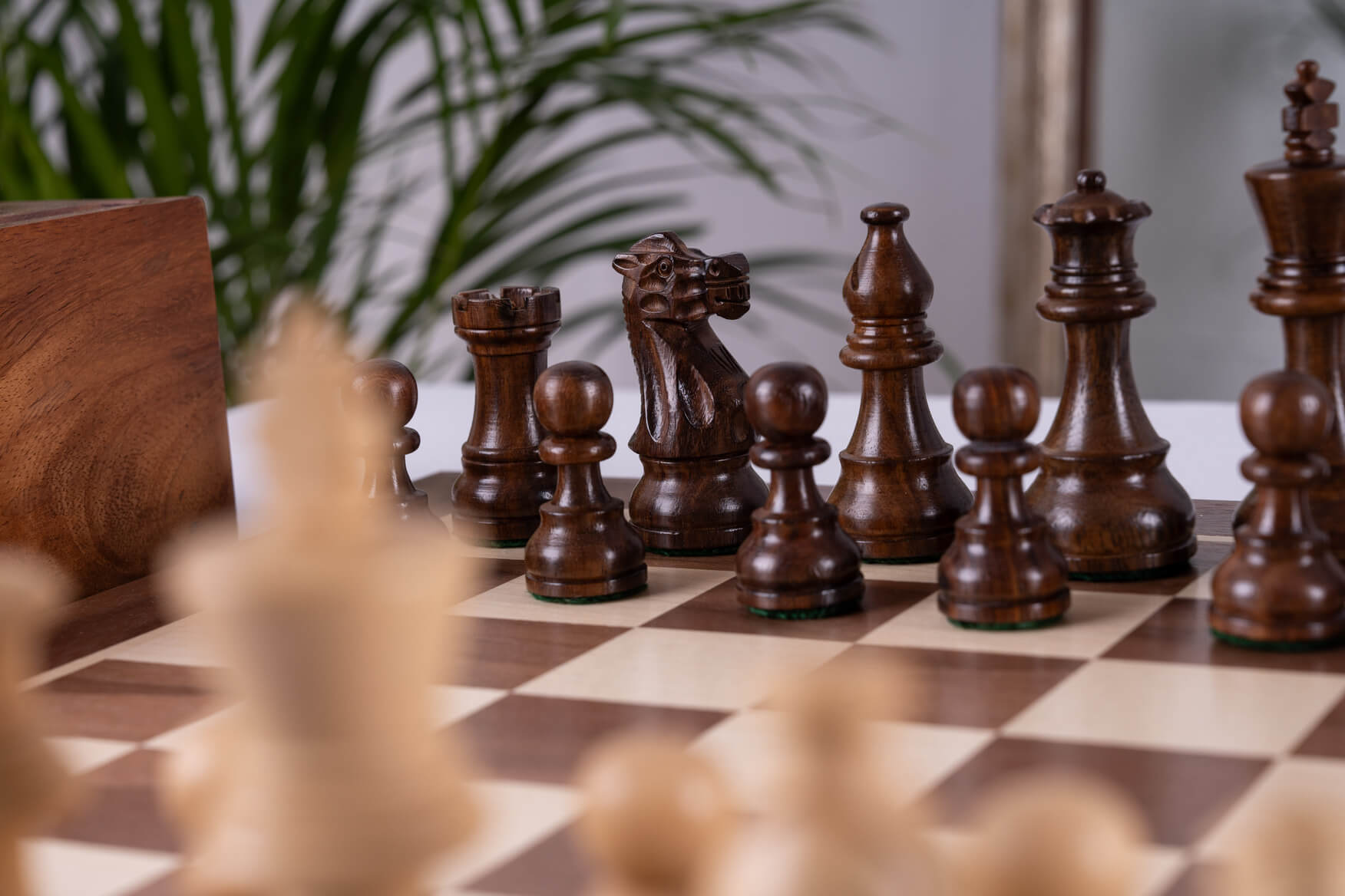 'Elite' Chess Set <br>Crafted in Walnut and Maple