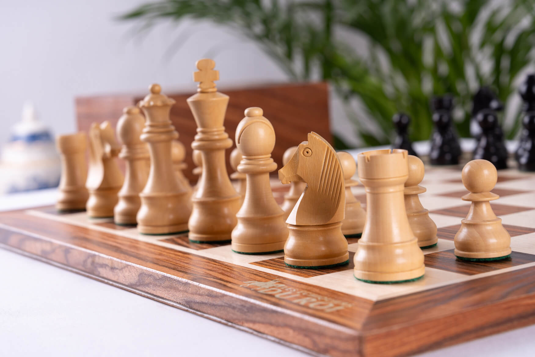 'Espérance' Chess Set <br>Crafted in Rosewood