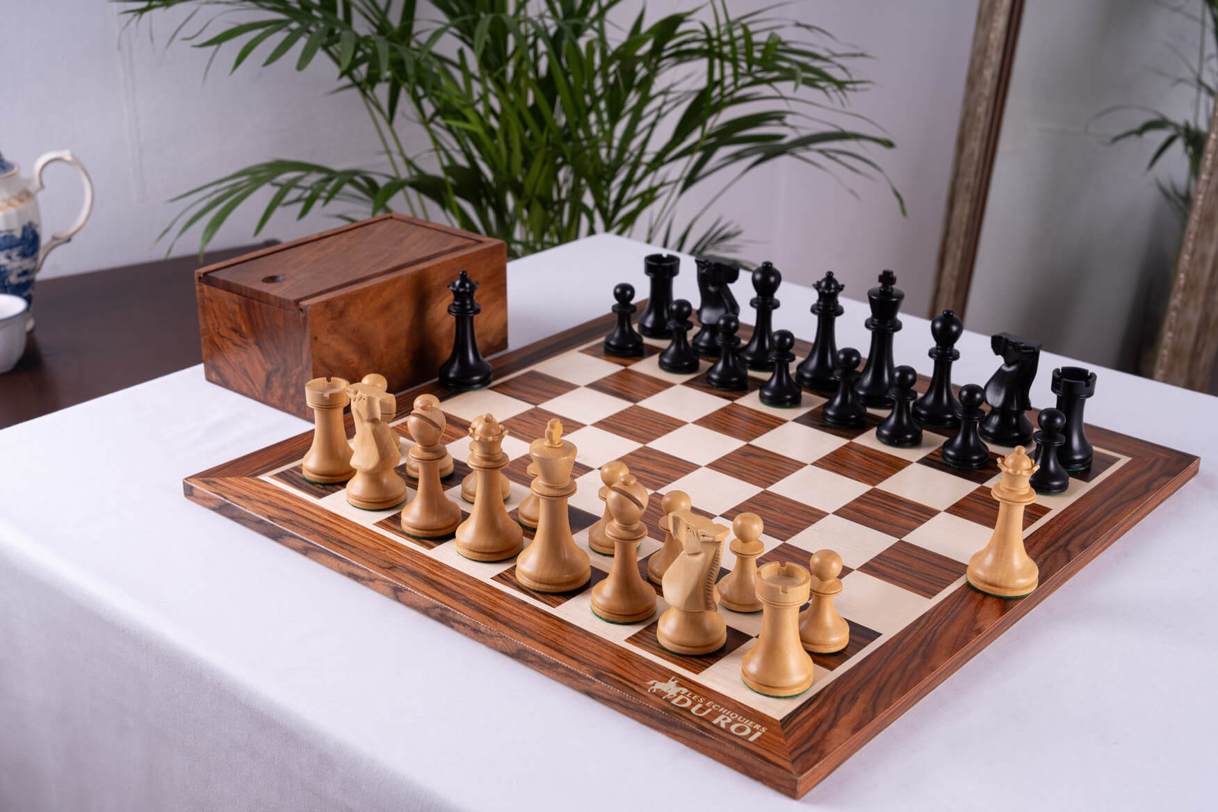 'Nuance' Chess Set <br>Crafted in Rosewood