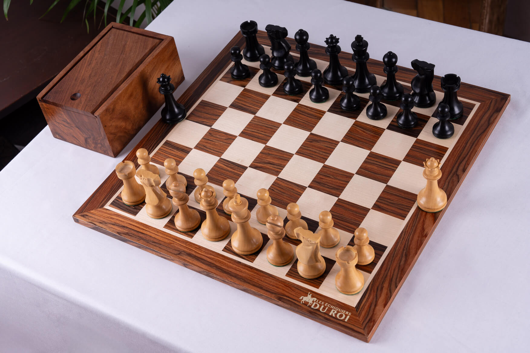 'Nuance' Chess Set <br>Crafted in Rosewood