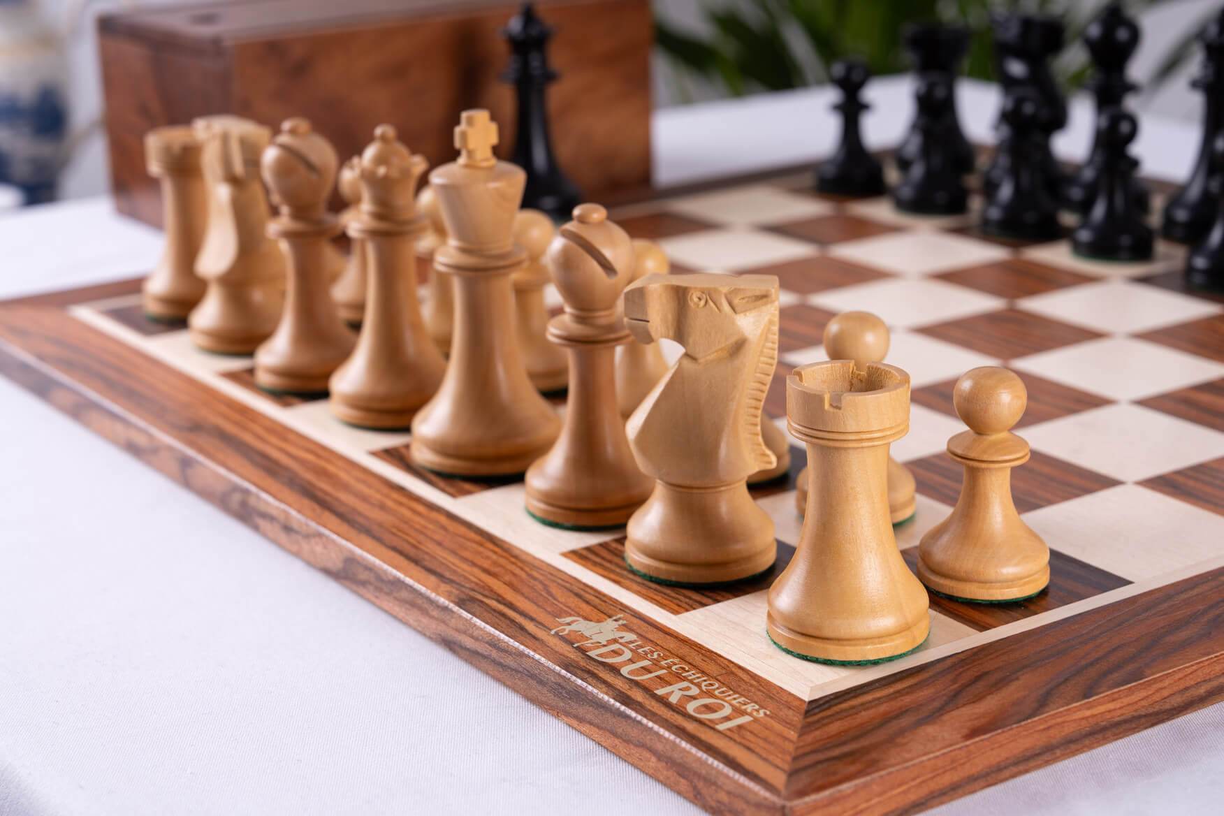 'Nuance' Chess Set <br>Crafted in Rosewood