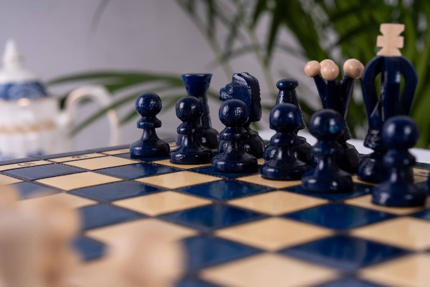 'Blueberry' Chess Set <br>in Hornbeam Wood