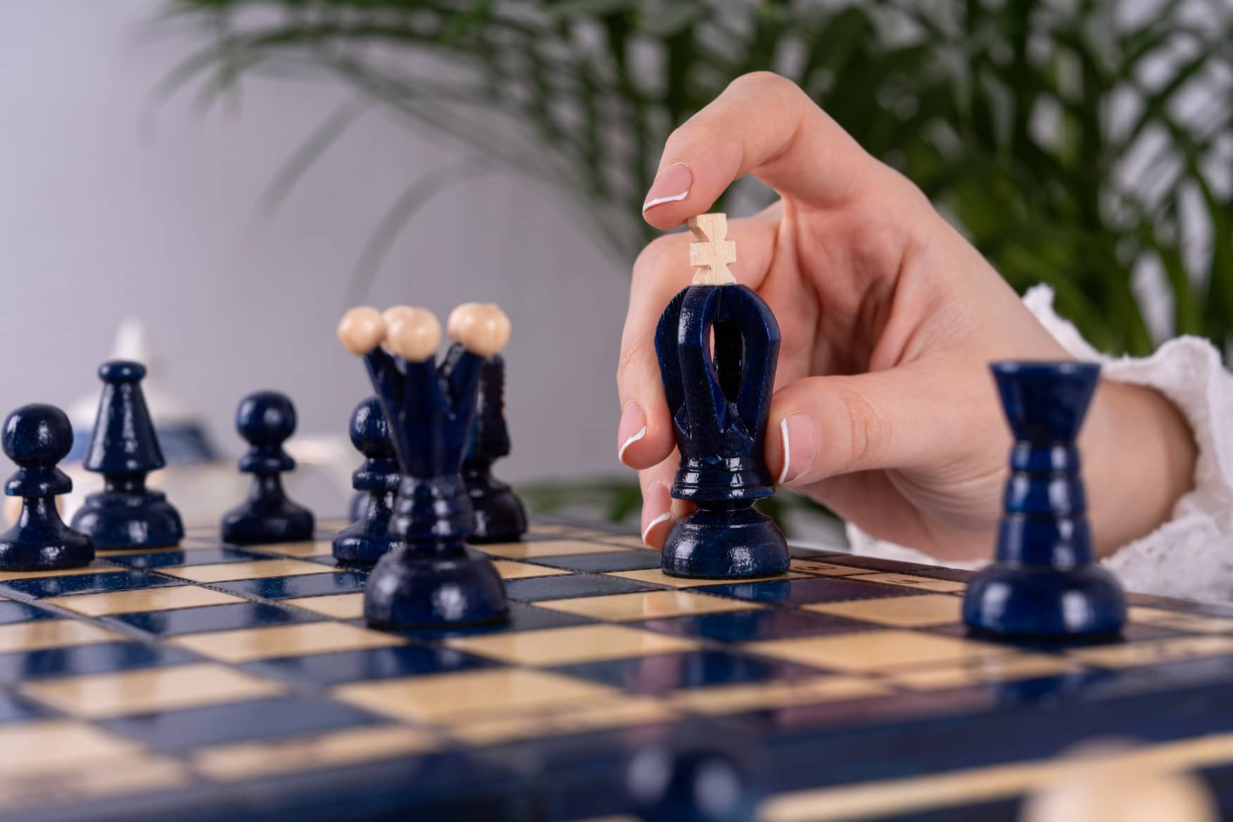 'Blueberry' Chess Set <br>in Hornbeam Wood