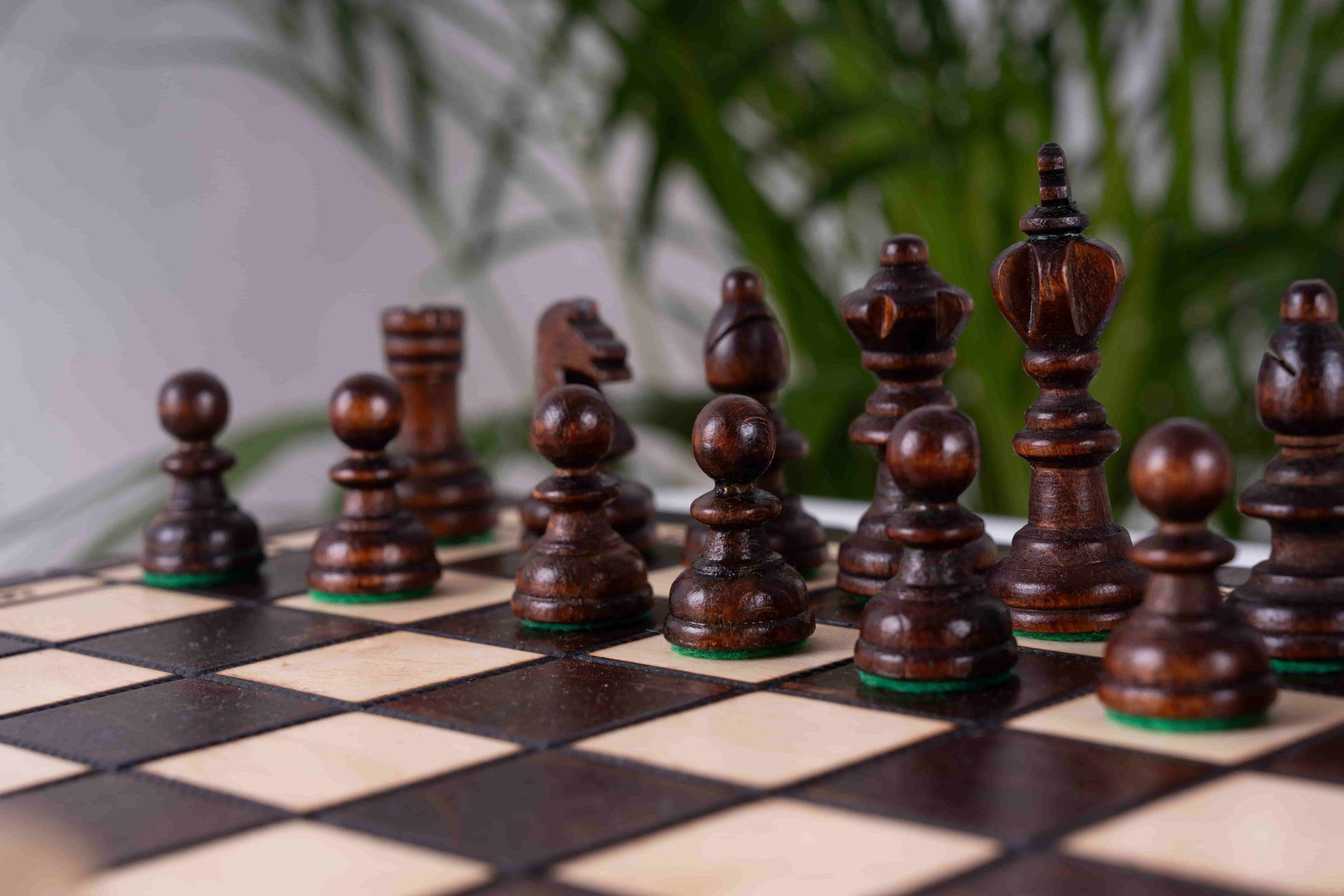 'Distinguished' Chess Set <br>in Hornbeam Wood