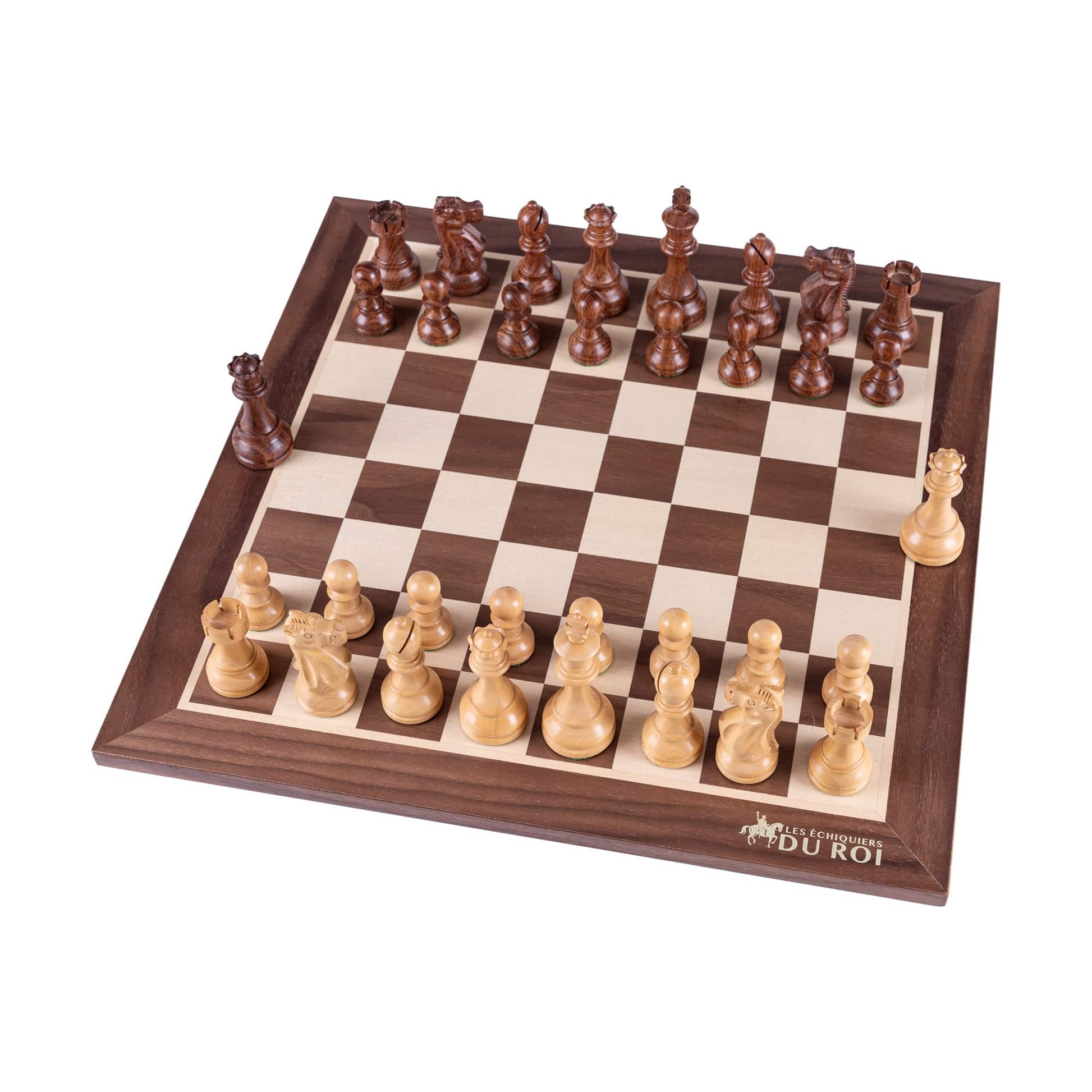 'Bayard' Chess Set <br>Crafted in Walnut and Maple Wood