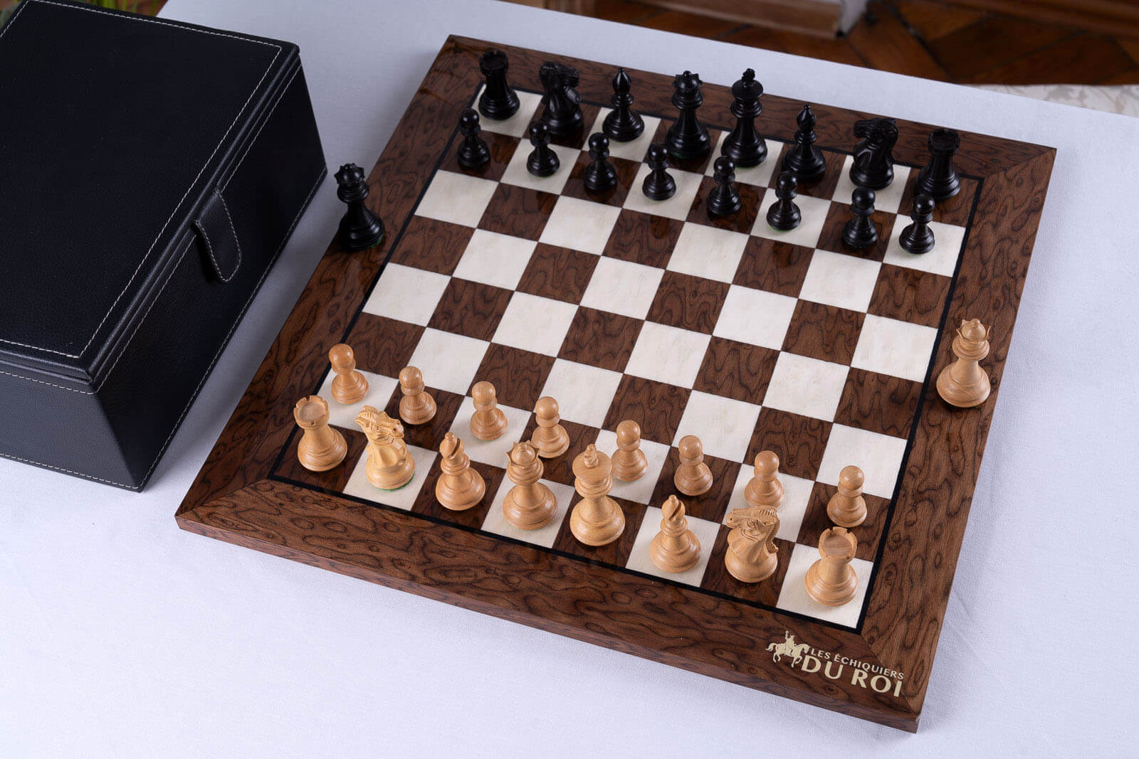 Warrior Chess Set in Ash and Boxwood