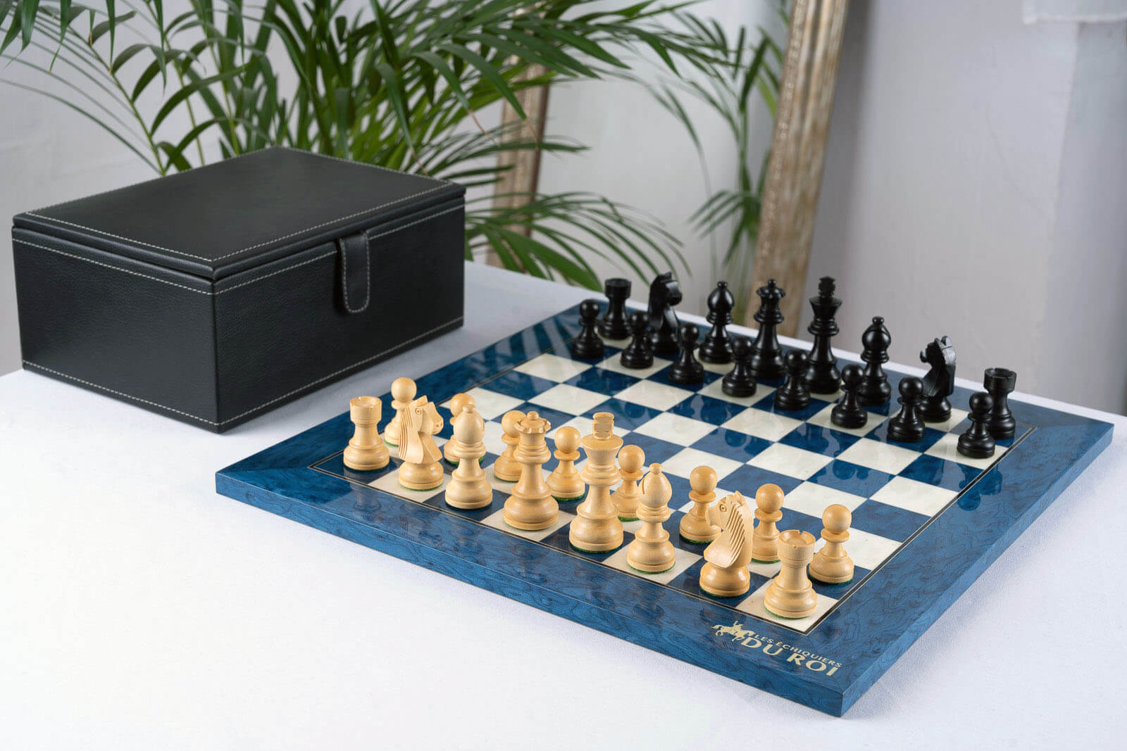 Sapphire Chess Set <br>in Ash and Boxwood