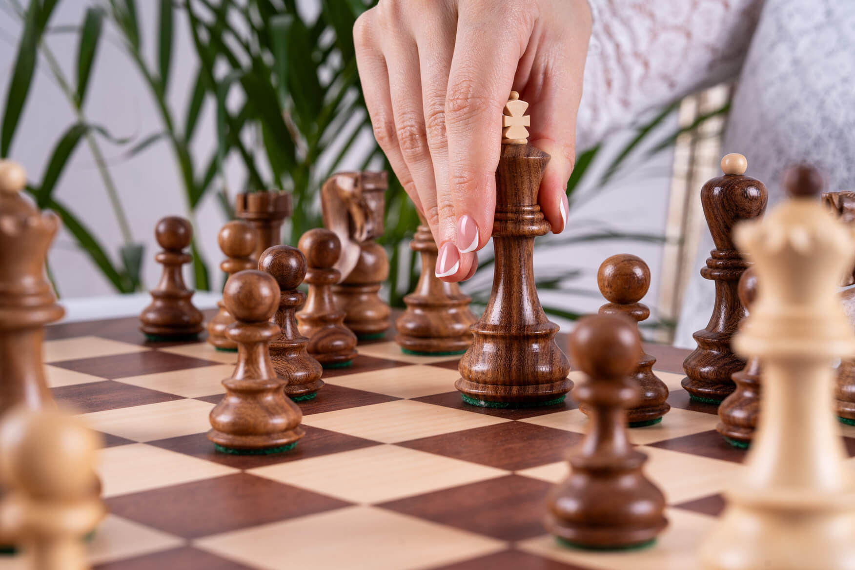 Triumph Chess Set <br>in Mahogany Wood