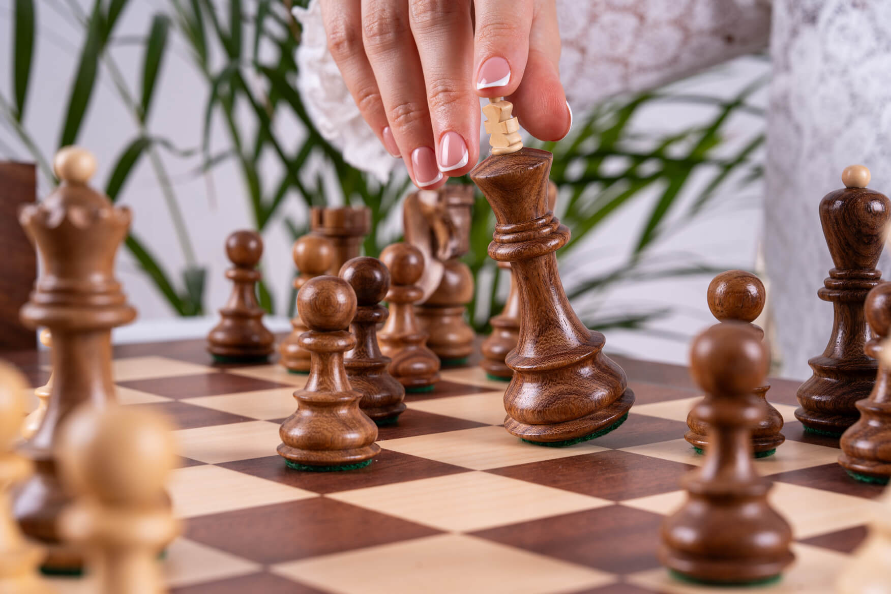 Triumph Chess Set <br>in Mahogany Wood