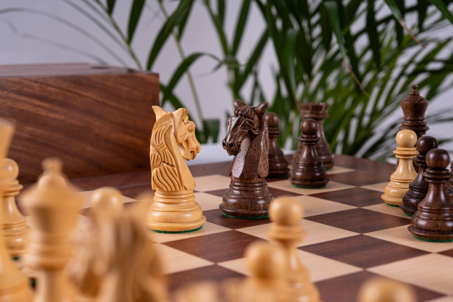 Conquest Chess Set <br>in Mahogany and Boxwood