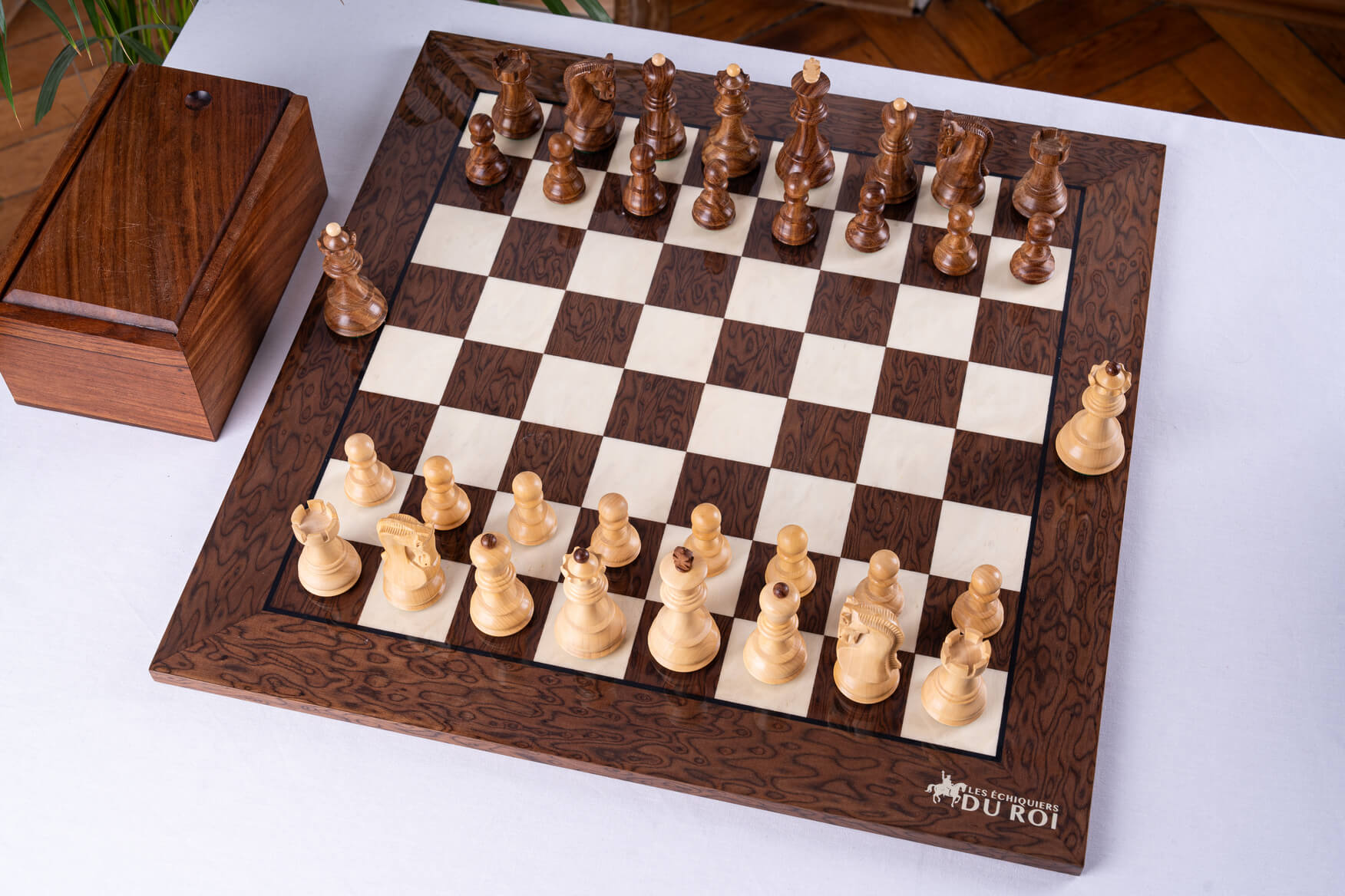 Suzerain Chess Set <br>in Ash and Boxwood