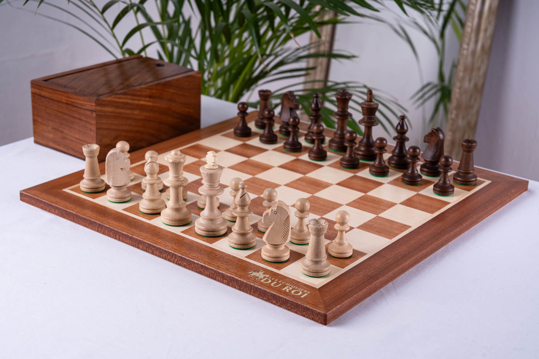 Royalty Chess Set <br>in Mahogany Wood