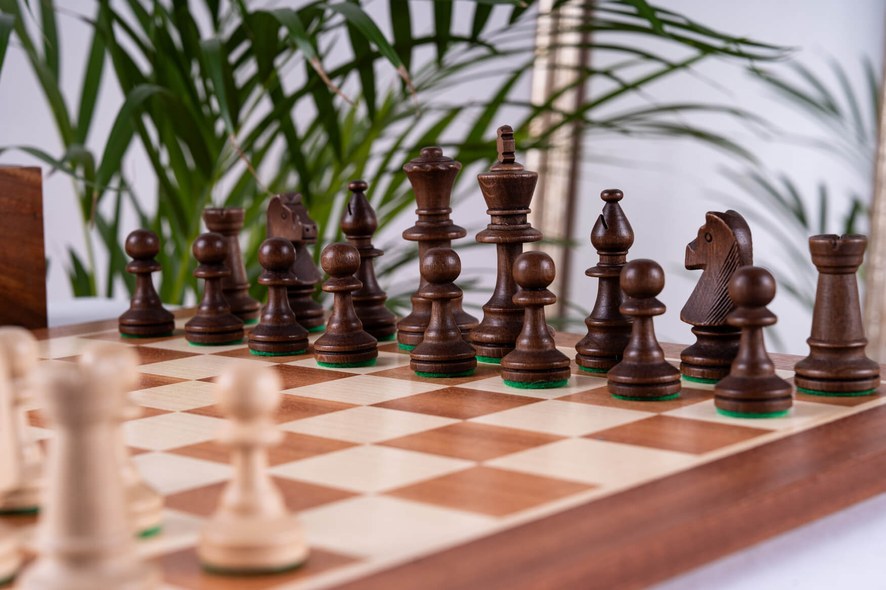 Royalty Chess Set <br>in Mahogany Wood