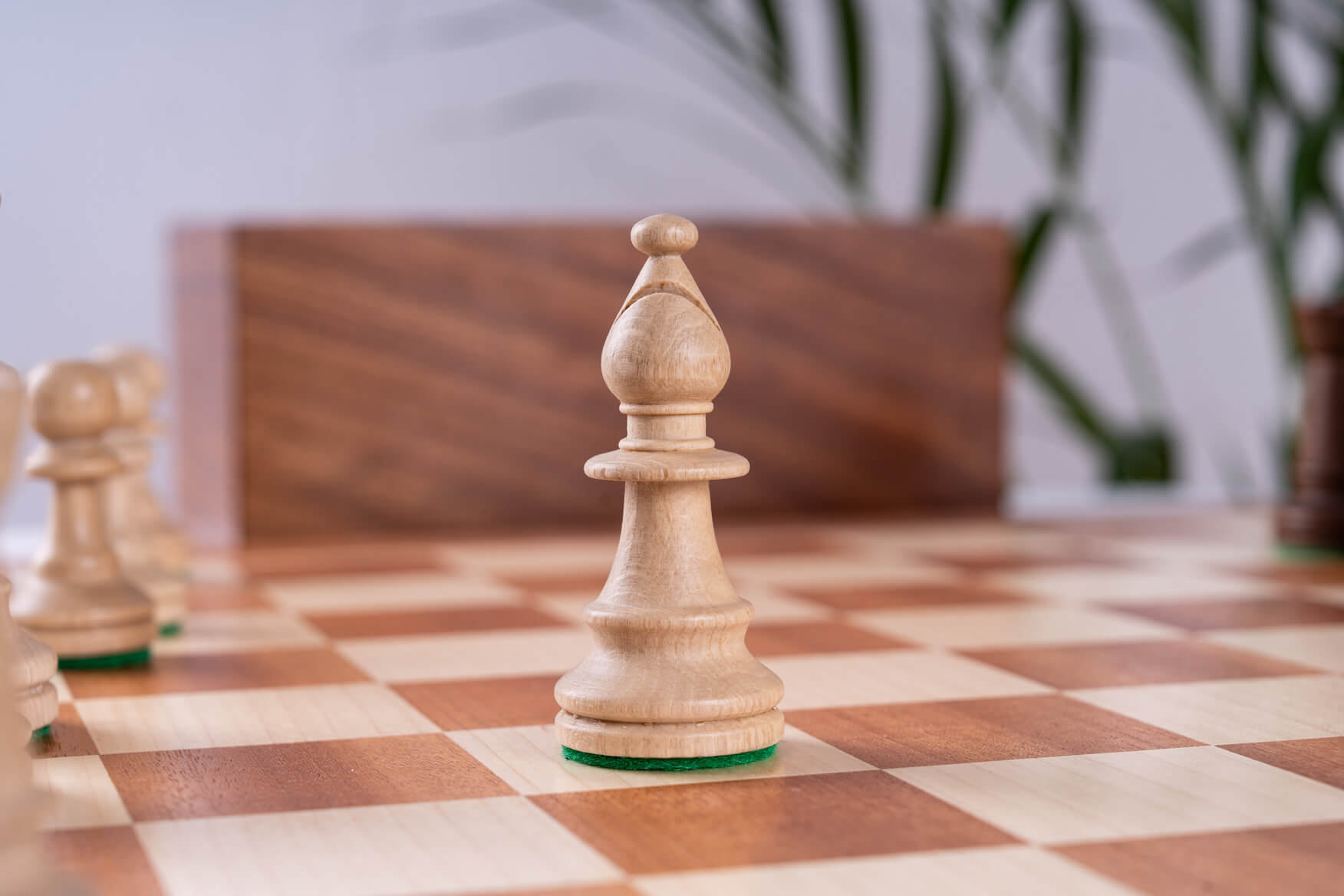 Royalty Chess Set <br>in Mahogany Wood