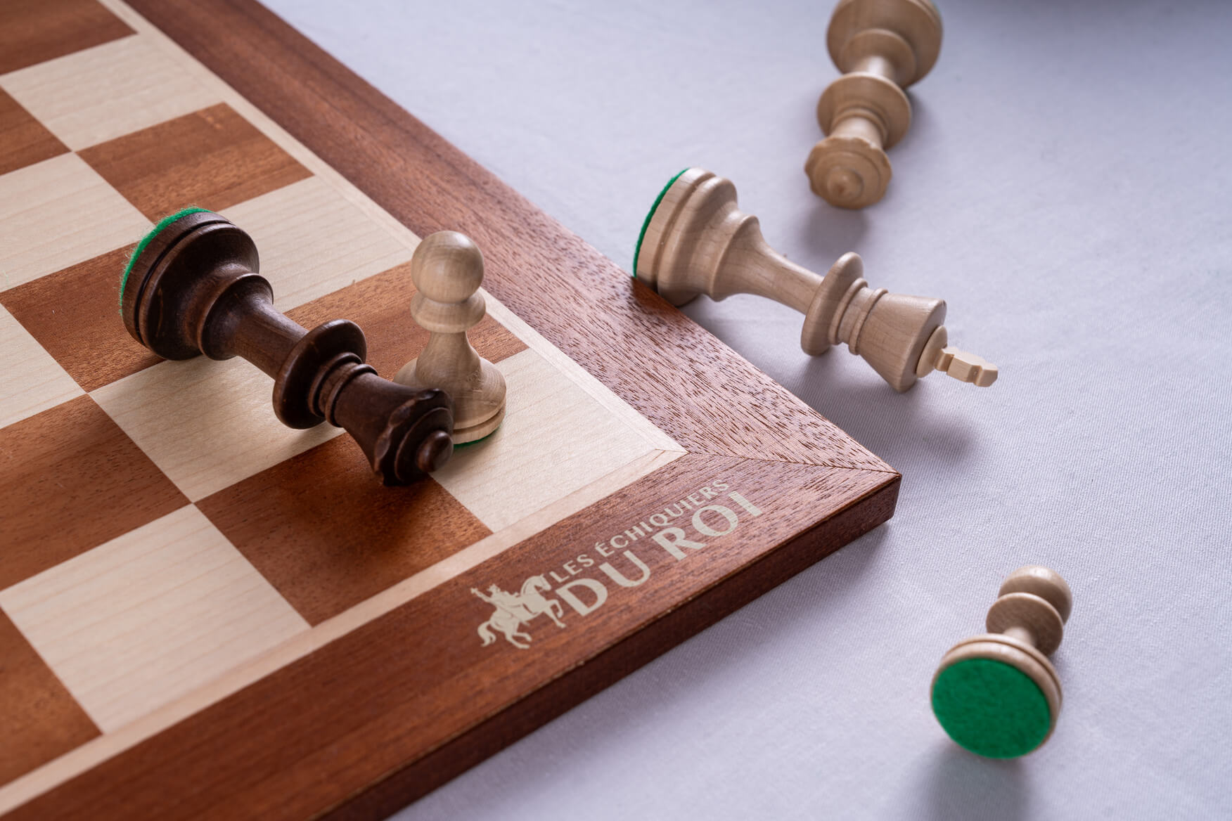 Royalty Chess Set <br>in Mahogany Wood