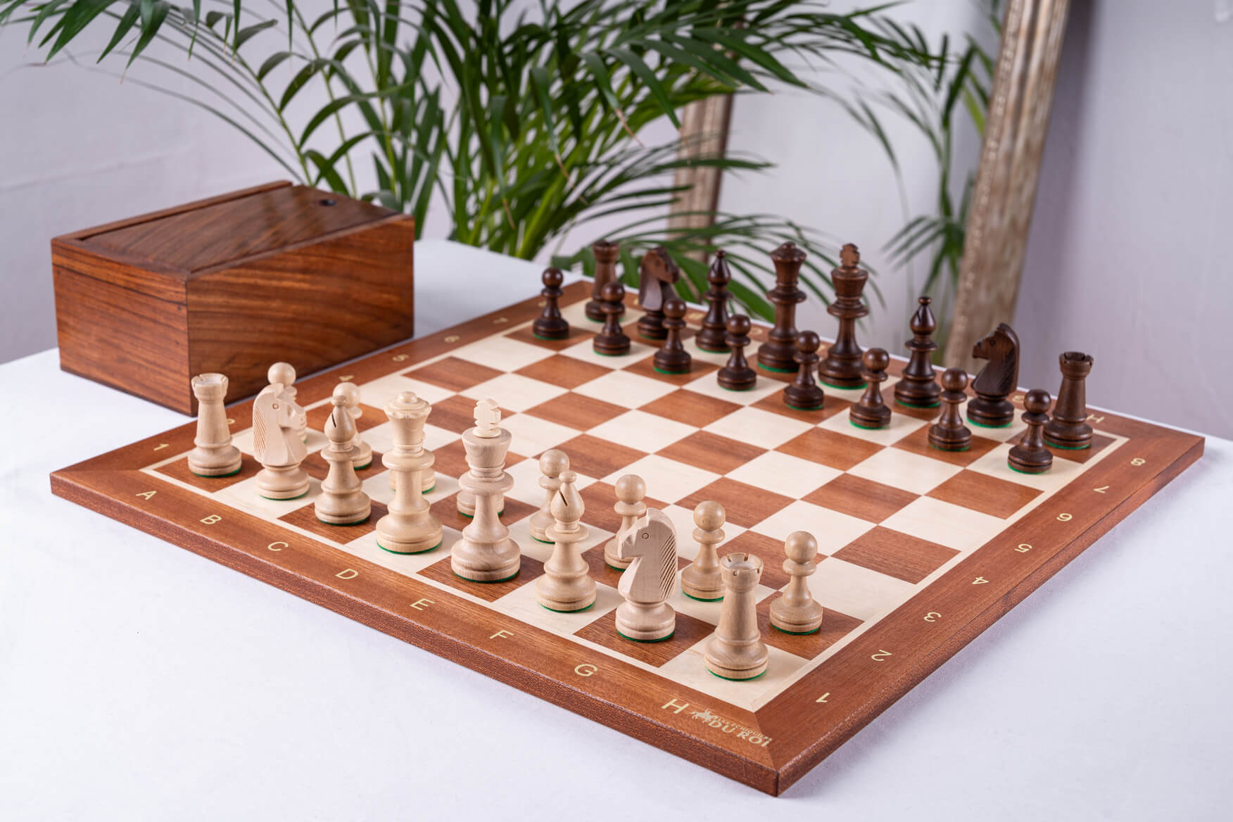 'Victory' Chess Set <br>in Mahogany Wood