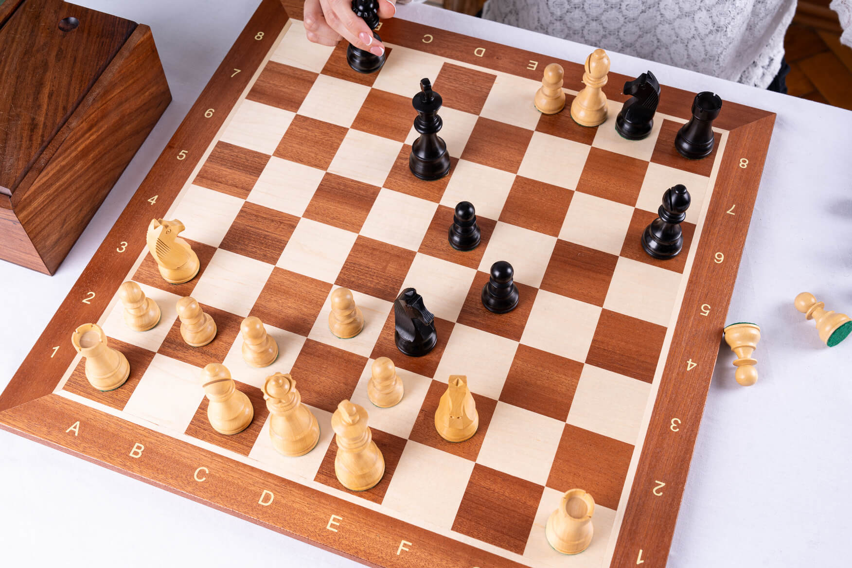 Perseverance Chess Set <br>in Mahogany and Boxwood