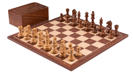 'Vintage' Chess Set <br>Crafted in Mahogany Wood