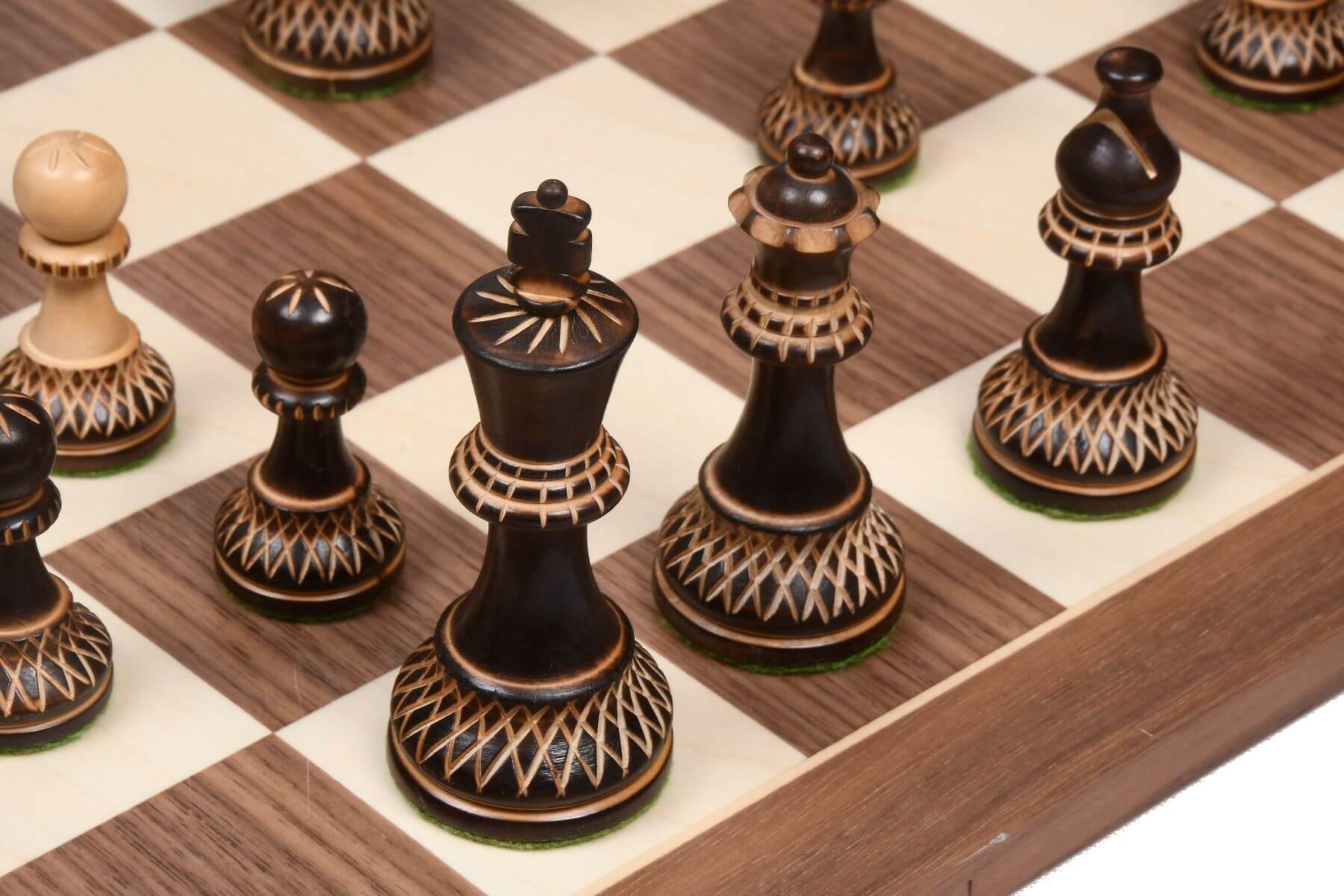 'Premier' Chess Set <br>Crafted in Walnut and Acacia