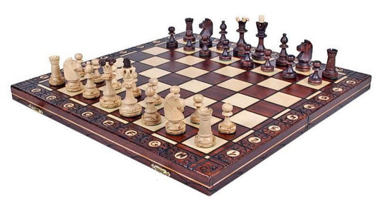 'Élysée' Chess Set <br>Crafted in Maple and Hornbeam