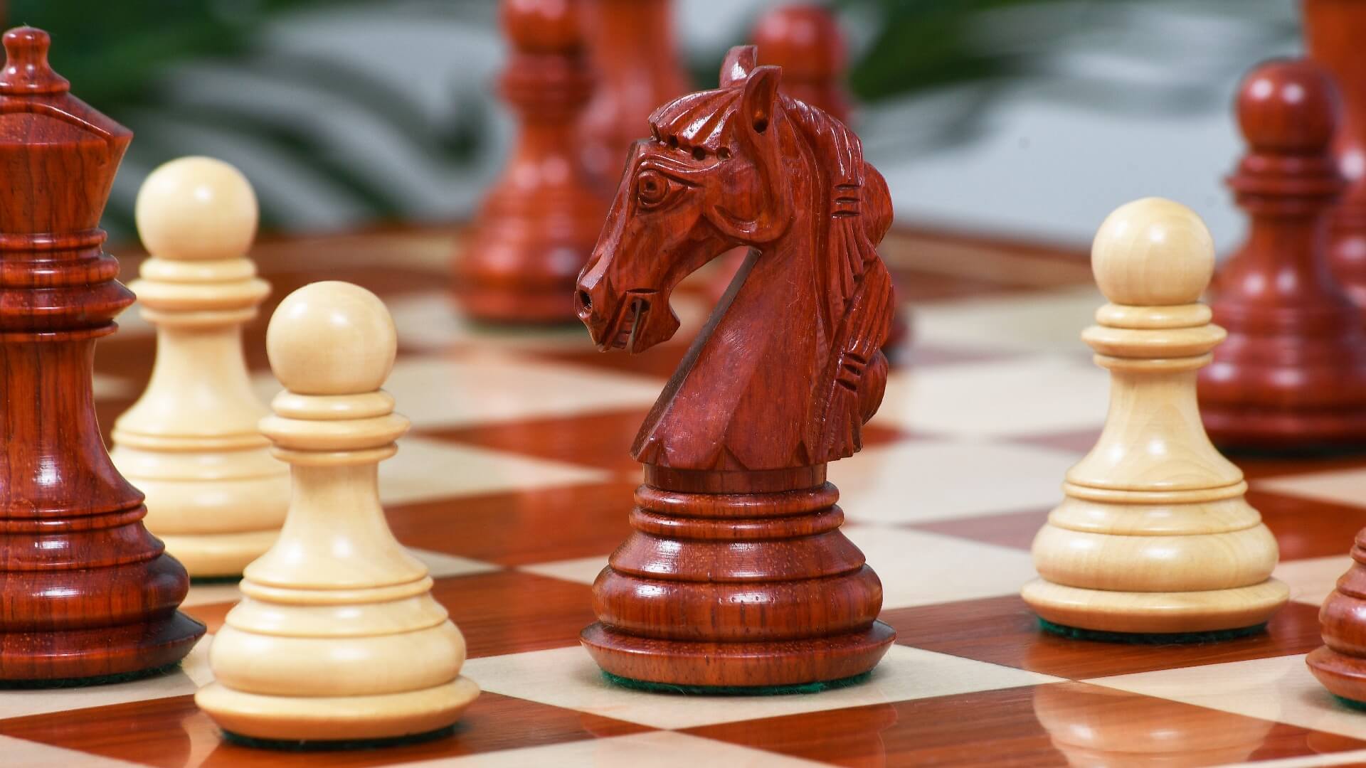 'Opera' Chess Set <br>Crafted in Acacia & Rosewood