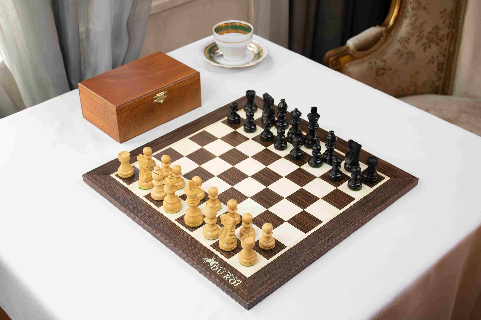 'Style Français' Chess Set <br>Crafted in Ebony