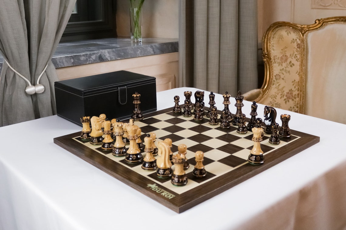 'Elegance' Chess Set <br>with Burnt Wood Pieces