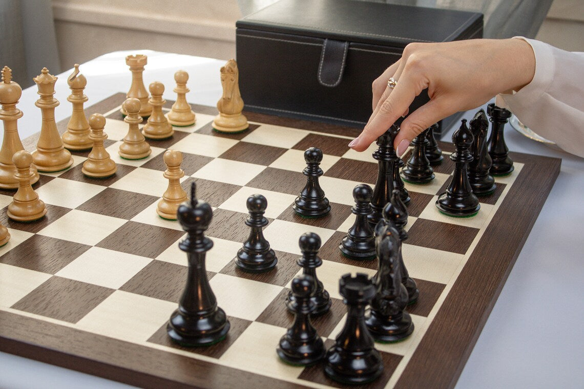 'Deluxe' Chess Set <br>Crafted in Wenge and Ebony