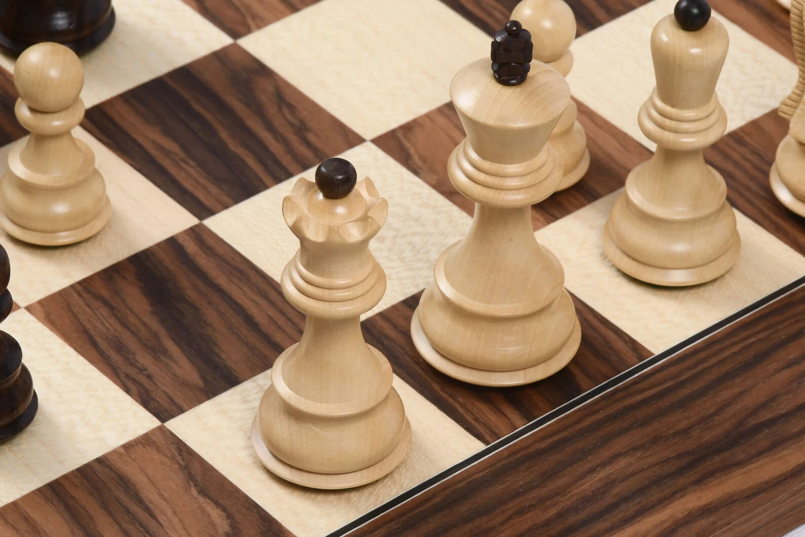 'Magnificent' Chess Set <br>Crafted in Rosewood