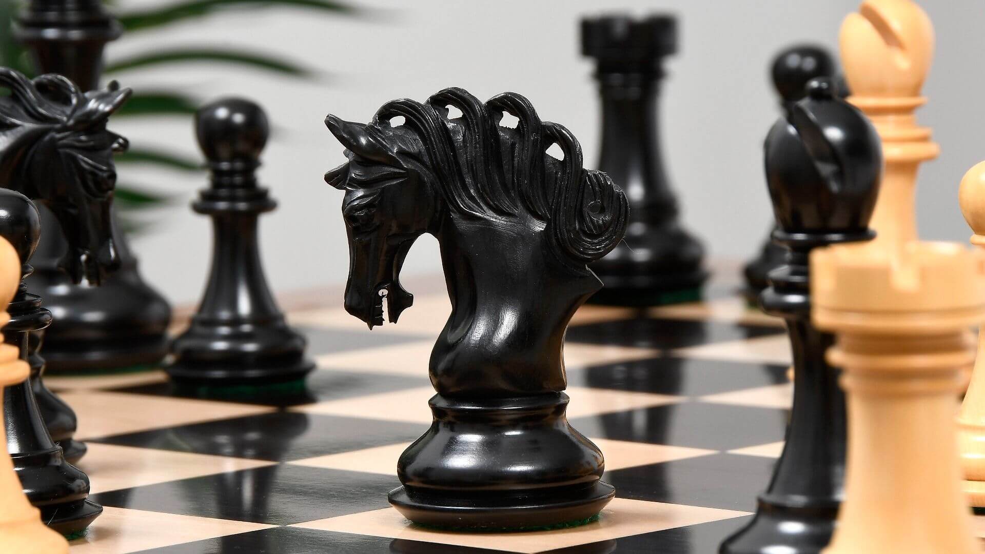 'Grand' Chess Set <br>Crafted in Ebony