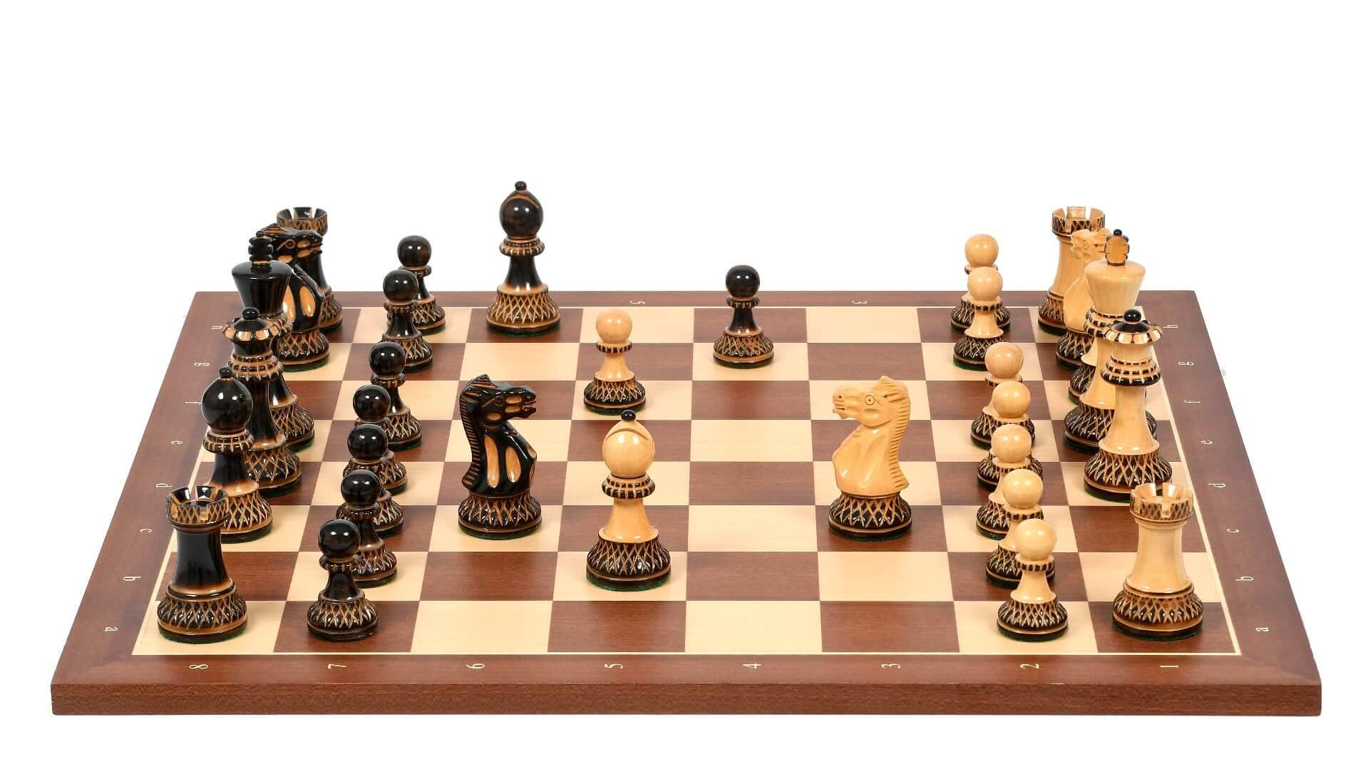 'Bourgeois' Chess Set <br>Crafted in Burnt Boxwood