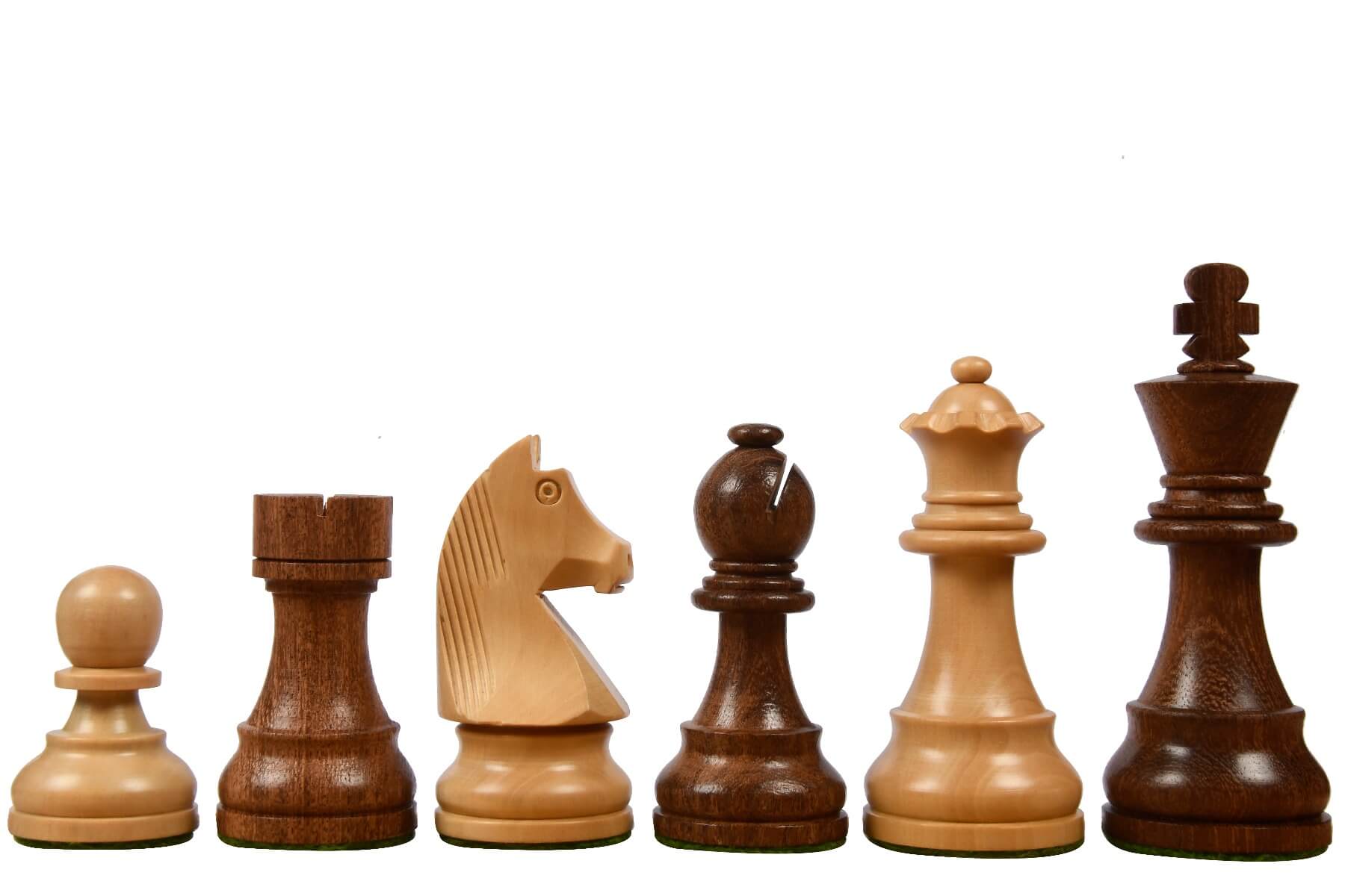 Regal Chess Pieces Crafted in <br>Exquisite Acacia and Boxwood