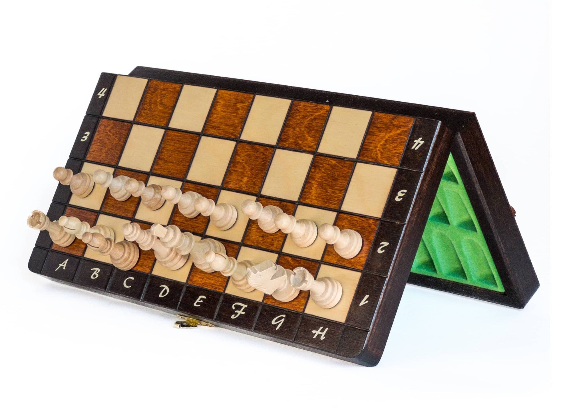 'Aventure' Chess Set <br>Crafted in Maple and Hornbeam